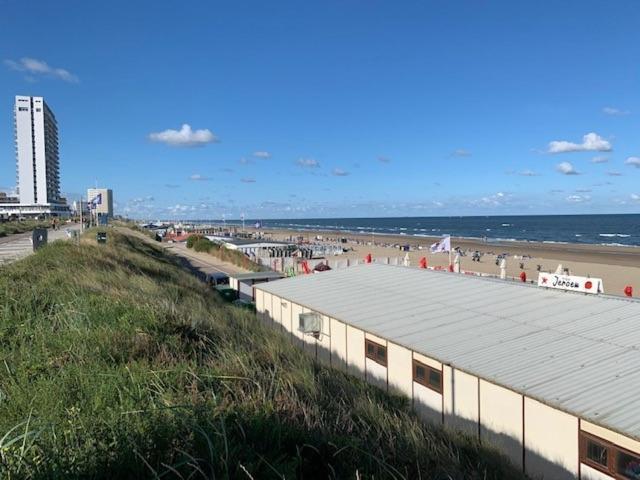 beach apartments Zandvoort Buitenkant foto