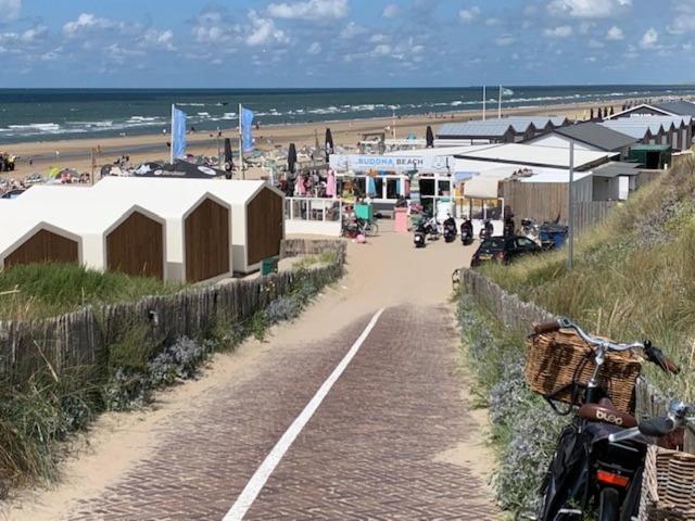 beach apartments Zandvoort Buitenkant foto